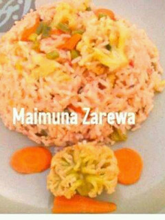 A picture of Cauliflower jolof rice.