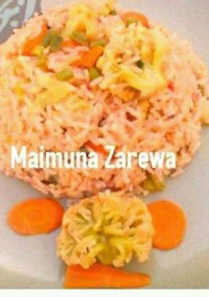 A picture of Cauliflower jolof rice.