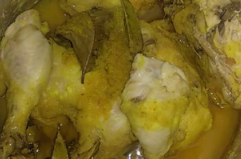 Cara Buat Ayam Bumbu Rempah Tulang Lunak Istimewa