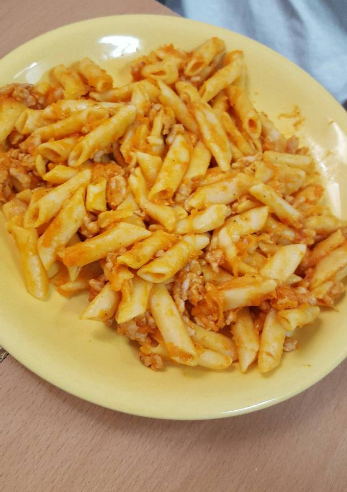 Una foto de Macarrones con carne picada