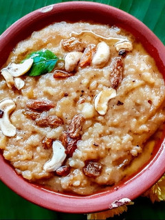 A picture of Sakkarai Pongal.