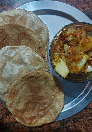 A picture of Aloo Pyaz ki Sabzi.