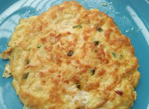 Hình của món Trứng chiên tôm thịt cho bé 12m+.