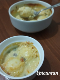 A picture of Baked Rasgulla.