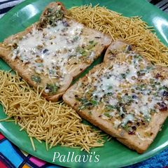 A picture of Garlic Bread.