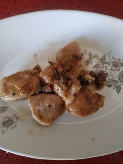 Una foto de Pollo con nueces