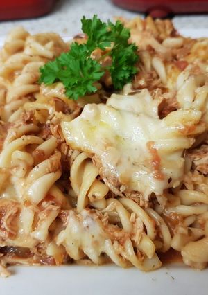 A picture of My Slow cooked Chicken Parmesan Pasta. Just Dig In!! 💖.
