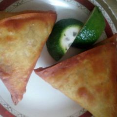 A picture of Beef samosa.