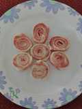ચીઝ જામ પીનવીલ સેન્ડવીચ (Cheese Jam Pinwheel Sandwich Recipe In Gujarati)