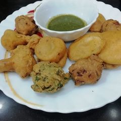 A picture of Mix Vegetable Fritters.