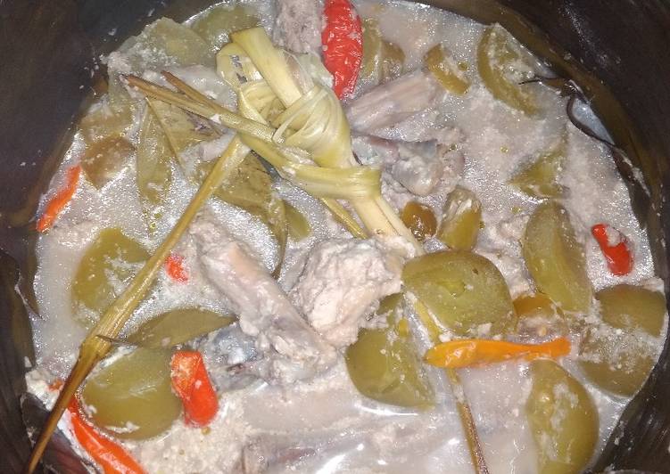 Garang Asem Ayam Kampung (ala rice cooker) #BikinRamadanBerkesan