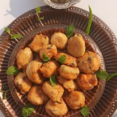 A picture of Crunchy and Spongy Chaula Bara.