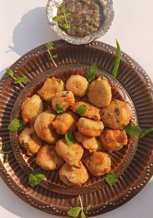 A picture of Crunchy and Spongy Chaula Bara.