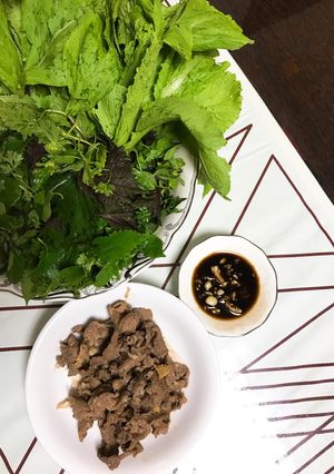 Hình của món Bò cuốn cải.