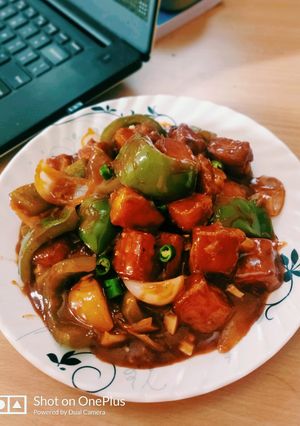 A picture of Chilli Paneer.