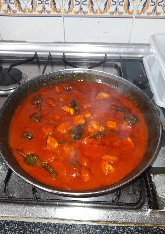 Una foto de Magra con tomate murciano