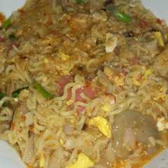 รูปของ Seblak x mie sedap kuah kari ayam