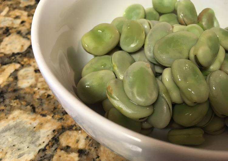 Boiled fava beans