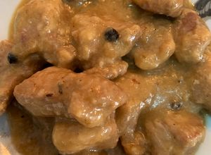 Foto principal de Magro de cerdo en salsa de ajo y cebolla