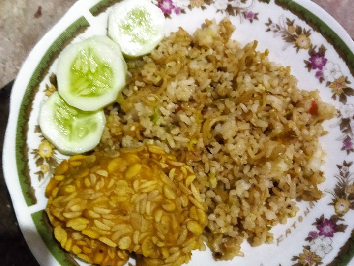 Bagaimana Membuat Nasi Goreng Mawut yang Bikin Ngiler