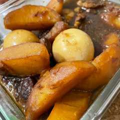 รูปของ Braised Pork with Potato