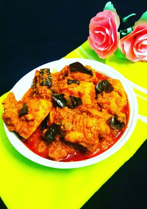 A picture of Malabar Chicken Curry.