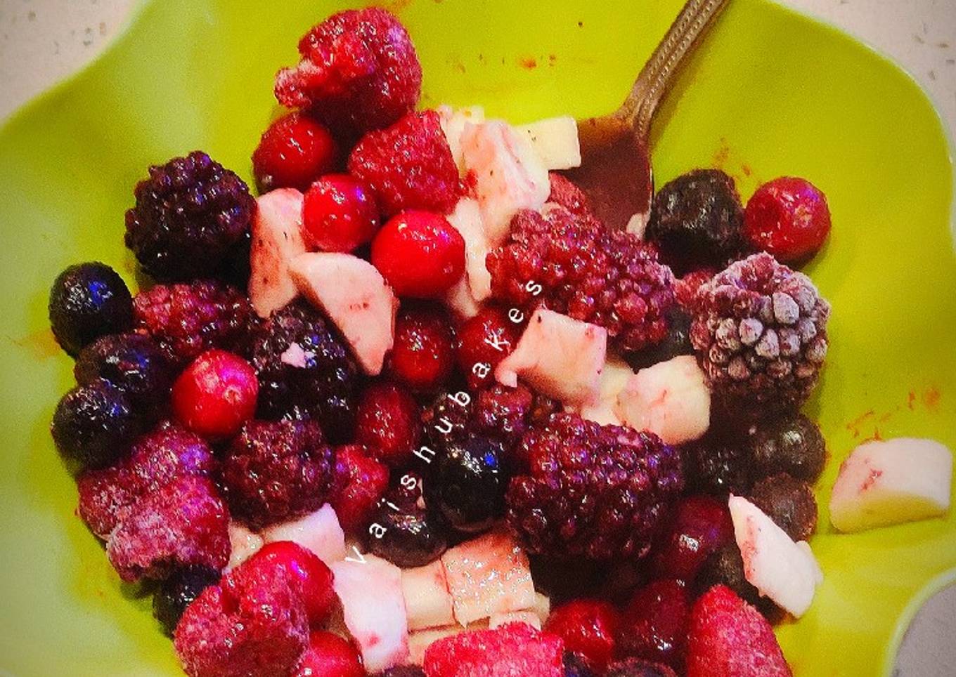 Pink Berry Chaat Bowl