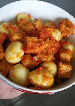 Foto resep Telor puyuh & tempe balado