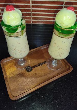 A picture of Falooda Mix Dessert.