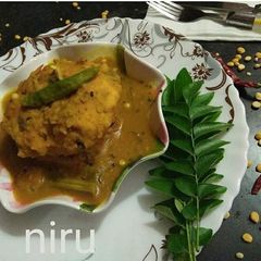 A picture of Sambhar Vada.