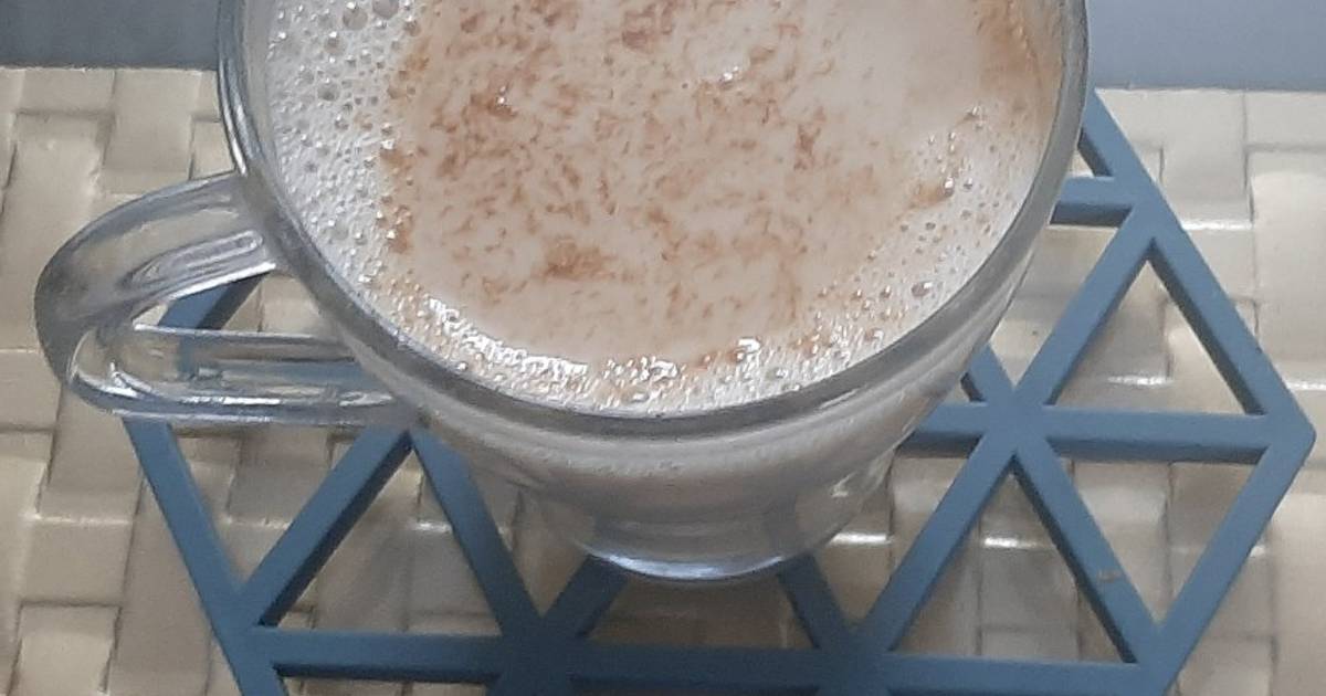 Instant coffee with coffee mate Recipe by Monika Jain ( Homechef) Cookpad