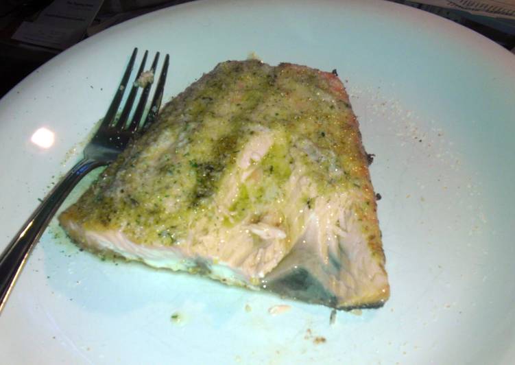 Broiled Salmon