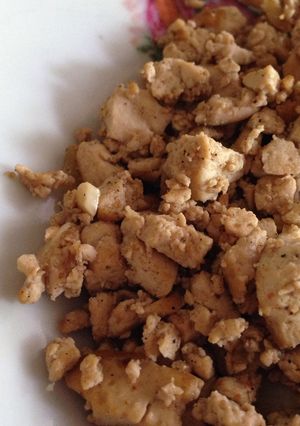 A picture of Teriyaki tofu scramble.