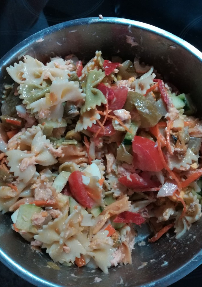 Una foto de Ensalada de pasta de aprovechamiento