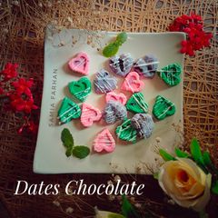 A picture of Heart Dates Chocolate.