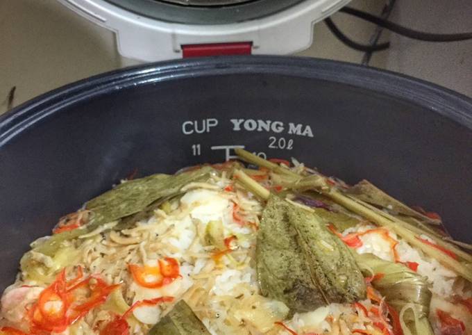 Ternyata begini loh! Resep bikin Nasi liwet sunda magicom dijamin lezat