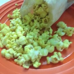 Masala popcorn A picture of Masala popcorn.