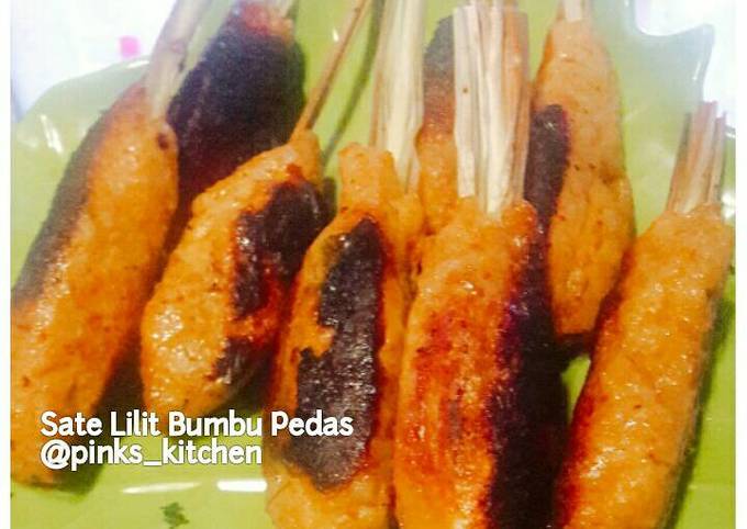 Bagaimana Membuat Sate Lilit Bumbu Pedas yang Sempurna