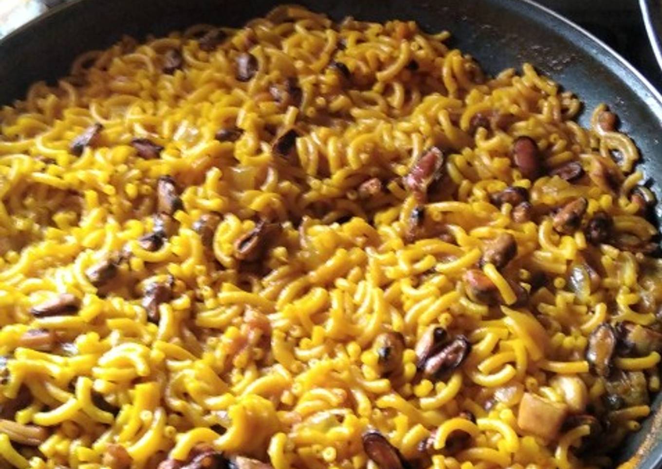 Fideuá de marisco a mi manera