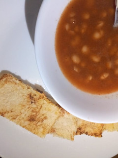 A picture of Stewed baked beans.