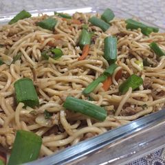A picture of Chicken Hakka Noodles.