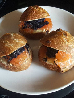 Una foto de Minis de salmón