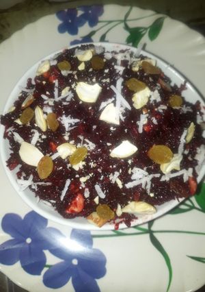 A picture of Beetroot halwa.