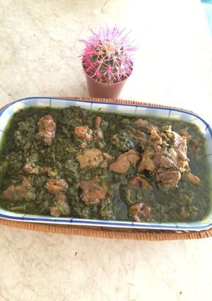 عکسی از دستور خورش آلو اسفناج