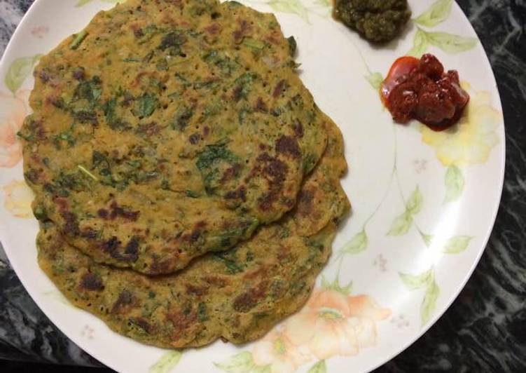 Steps to Make Perfect Makki/ maize methi dosa