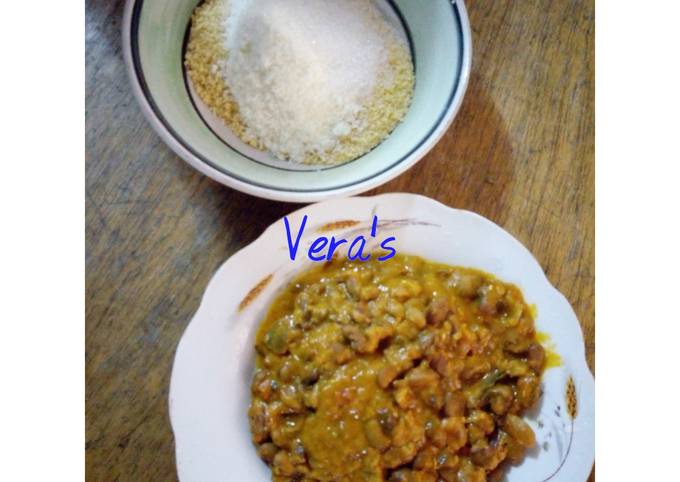 Porridge beans with garri and milk