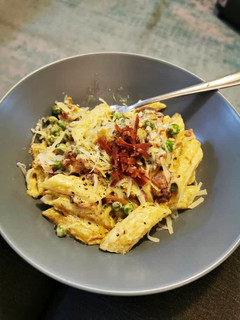 A picture of Bacon and Pea Pasta.