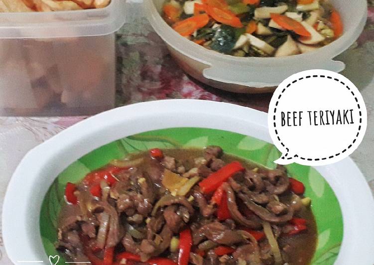 makanan Beef teriyaki yang merasakan kenyamanan