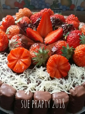 Langkah Gampang Menyiapkan Resep  Brownies chocolate (Birthday cake) yang Sempurna, Sempurna