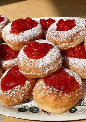 Eperdzsemes minifánkok 🍓🍩 recept fotója